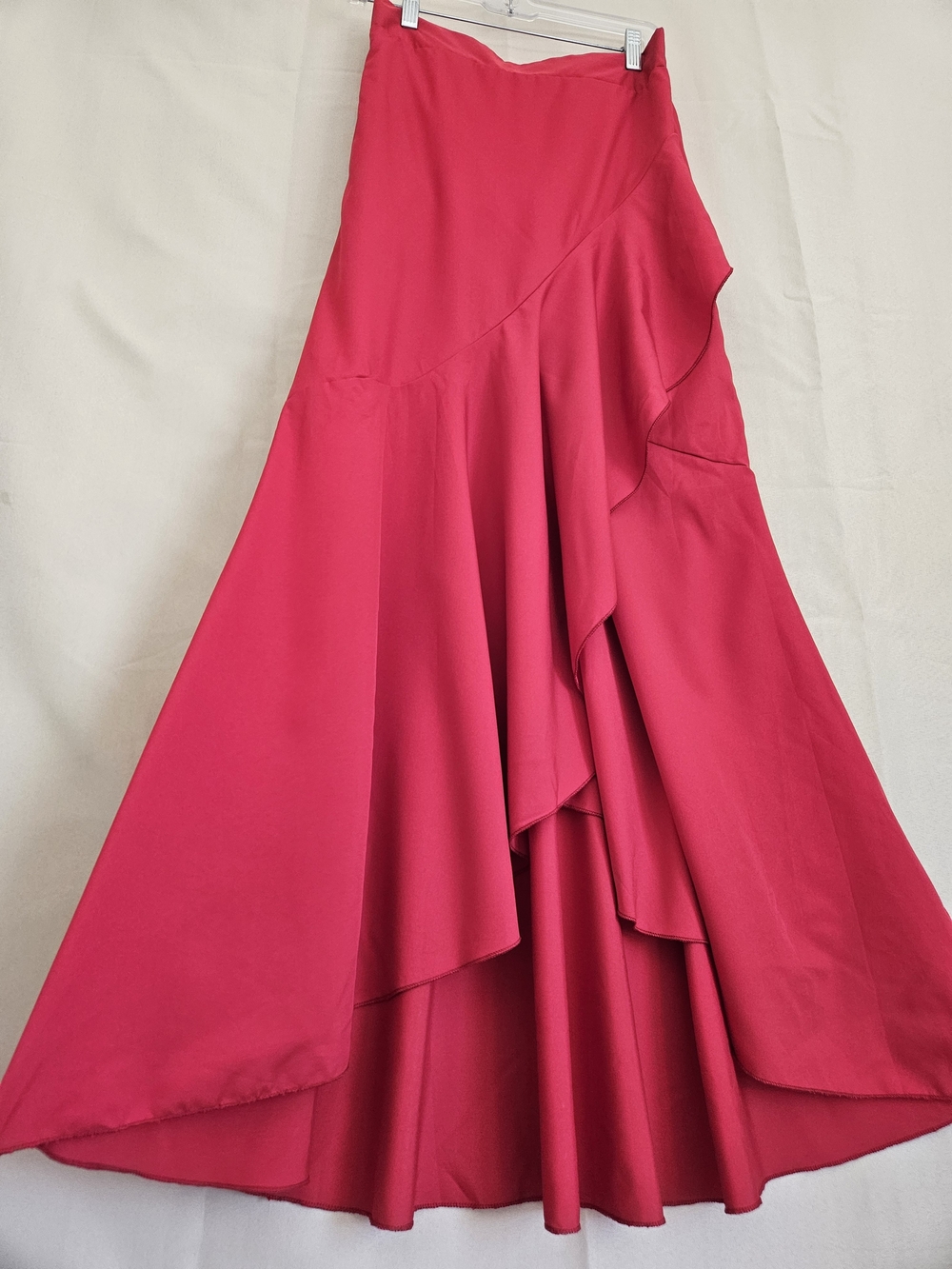 Flattering High-Low Ruffle Skirt in Red Size S - Picture 4 of 11